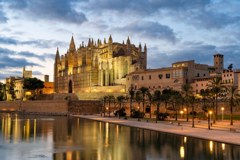 Palma at night