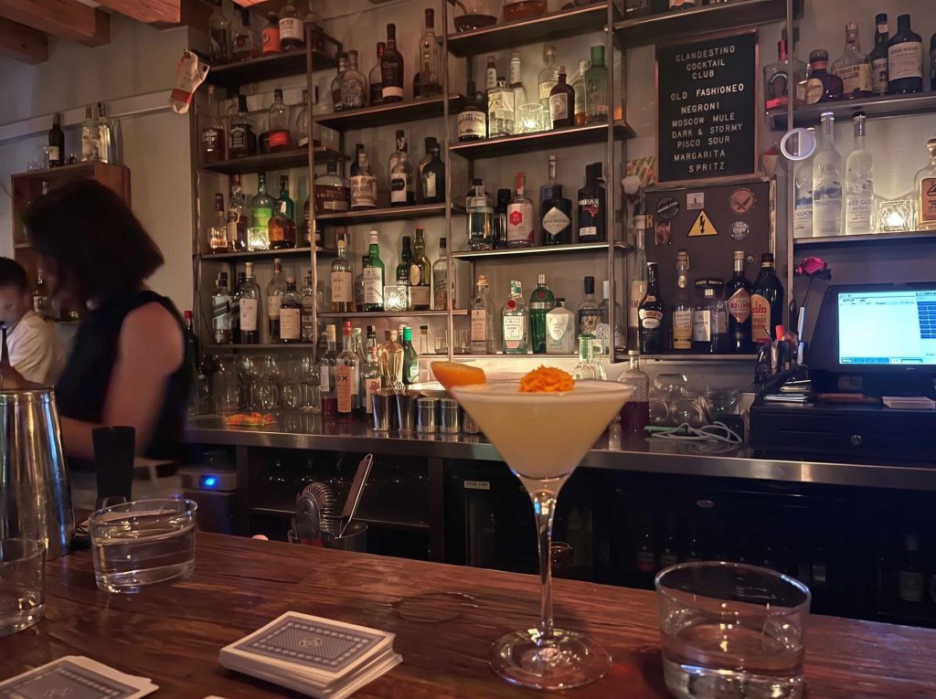 Clandestino Cocktail Club