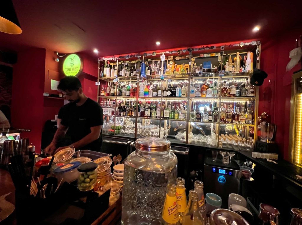 after landing bar in palma